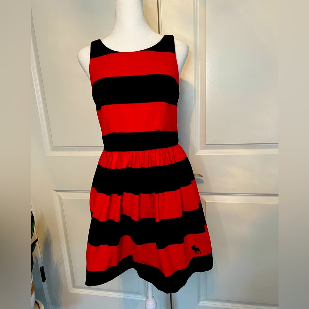 Vintage Abercrombie & Fitch Women’s Red & Blue Striped Dress Sz 8